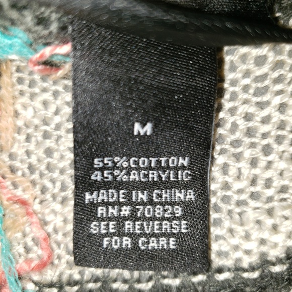 Rue 21 Very Lite weight Long Sweater - Picture 3 of 5